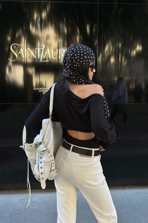 ROVENTE One Shoulder Cut-Out Top Long Sleeve Slim Fit Minimalist Tee