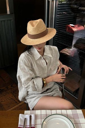 ROVENTE Pinstripe Linen Shirt and Shorts Set with Relaxed Fit and Tailored Detailing