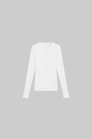 ROVENTE Ribbed Snap Henley Top