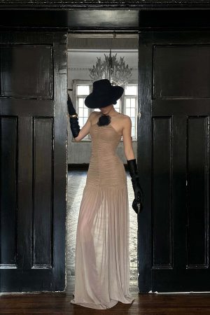 ROVENTE Ruched Mesh Maxi Dress with Detachable Floral Brooch and Flowing Hem