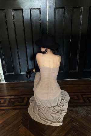 ROVENTE Ruched Mesh Maxi Dress with Detachable Floral Brooch and Flowing Hem