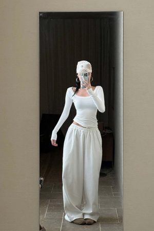 ROVENTE Sculpted Ribbed Tank