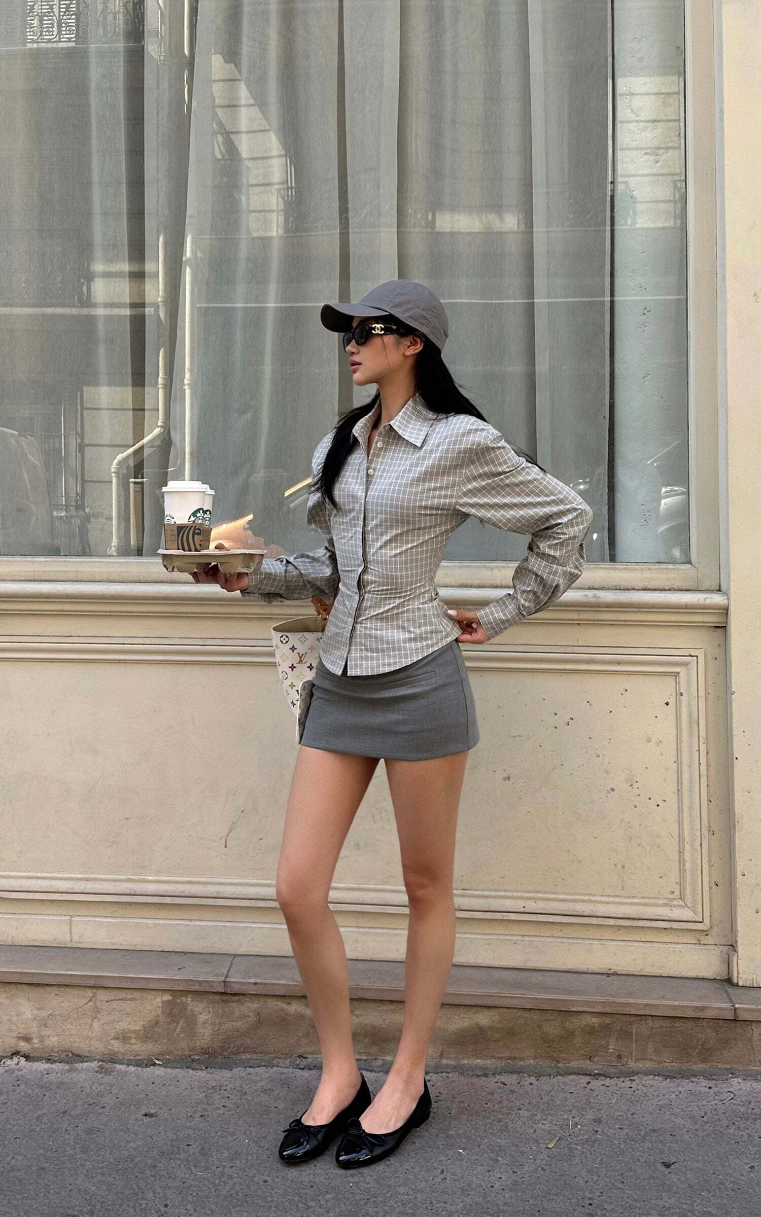 ROVENTE Sculpted Waist Plaid Shirt with Sharp Collar and Cinched Silhouette ROVENTE Sculpted Waist Plaid Shirt with Sharp Collar and Cinched Silhouette