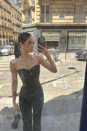 ROVENTE Strapless Corset Top with Eyelet Lace Trim and Structured Fit