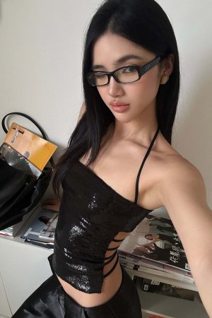 ROVENTE Strappy Back Sequin Halter Corset Top