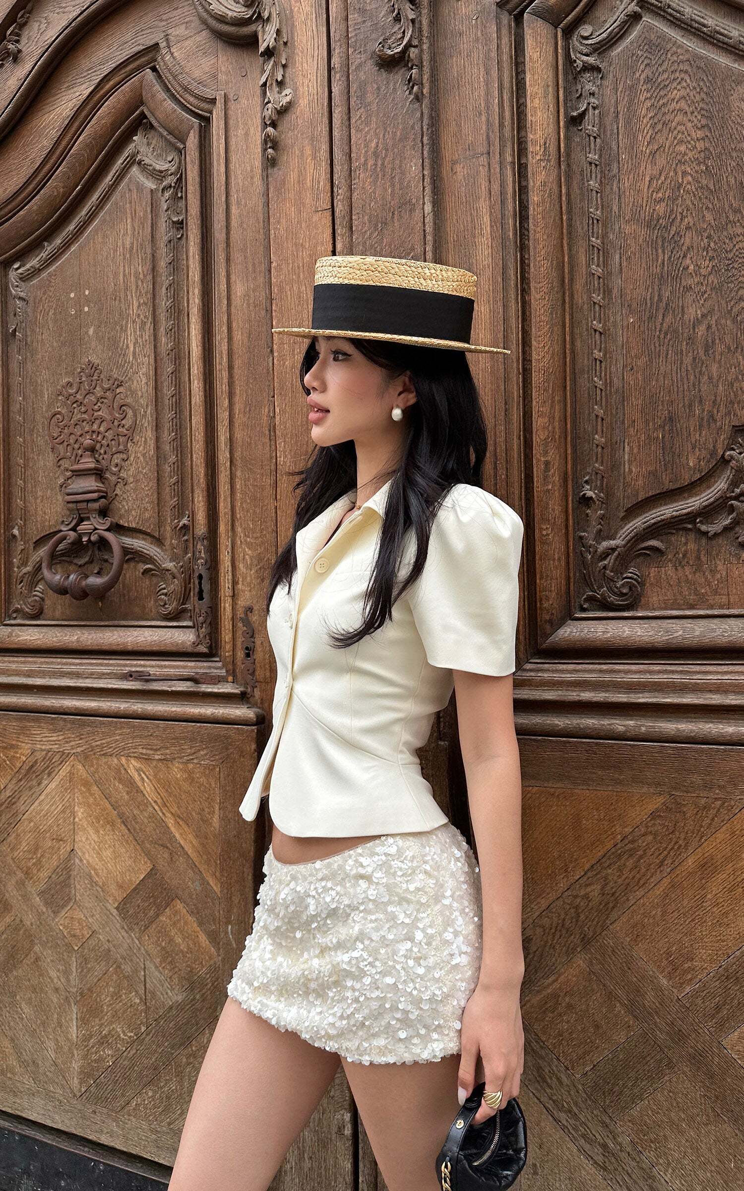 ROVENTE Tailored Puff Sleeve Shirt with Curved Hem and Fitted Waist ROVENTE Tailored Puff Sleeve Shirt with Curved Hem and Fitted Waist