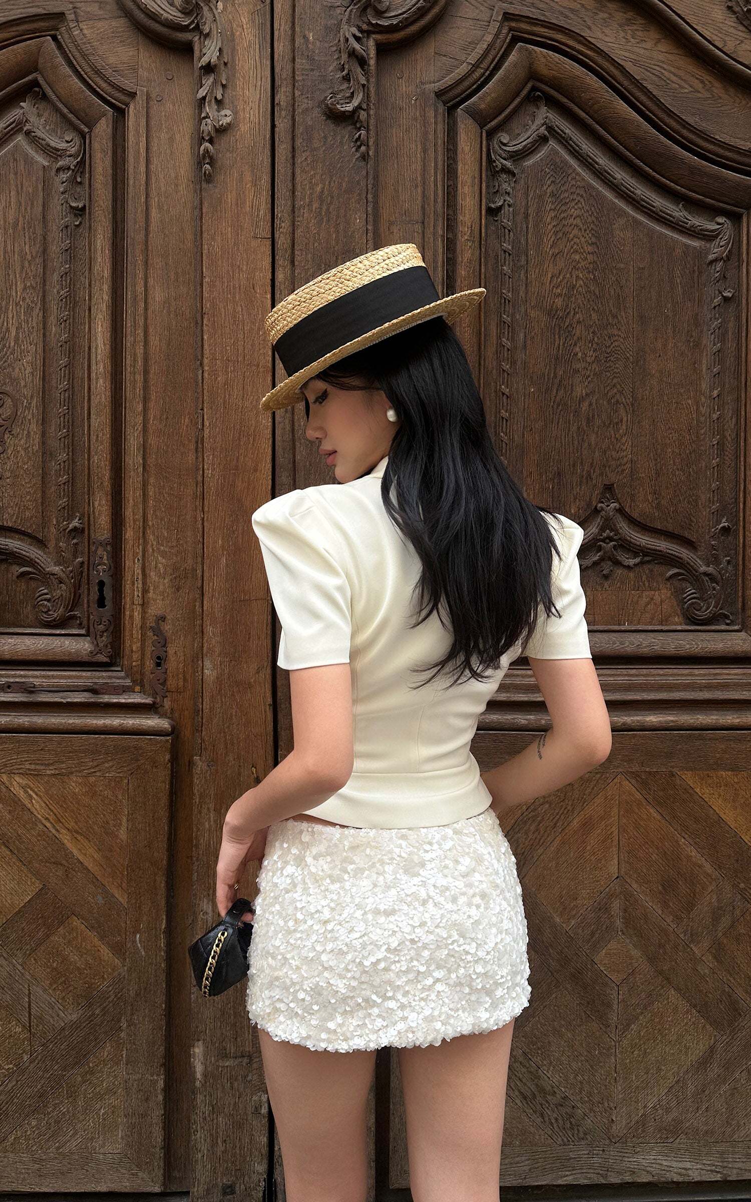 ROVENTE Tailored Puff Sleeve Shirt with Curved Hem and Fitted Waist ROVENTE Tailored Puff Sleeve Shirt with Curved Hem and Fitted Waist