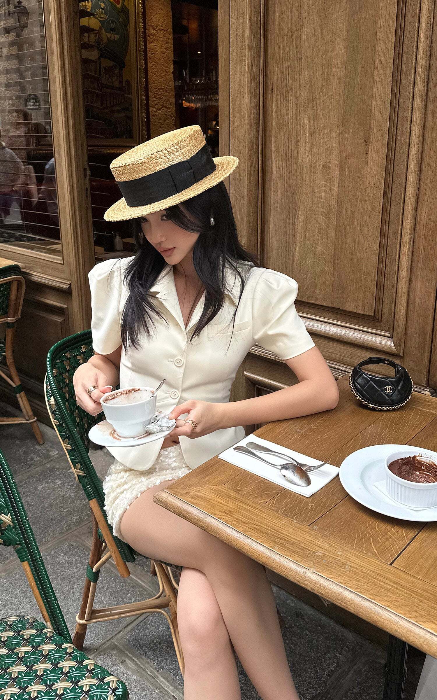 ROVENTE Tailored Puff Sleeve Shirt with Curved Hem and Fitted Waist ROVENTE Tailored Puff Sleeve Shirt with Curved Hem and Fitted Waist