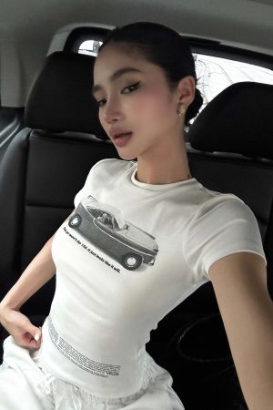 ROVENTE Vintage Car Graphic Baby Tee with Fitted Silhouette and Printed Text