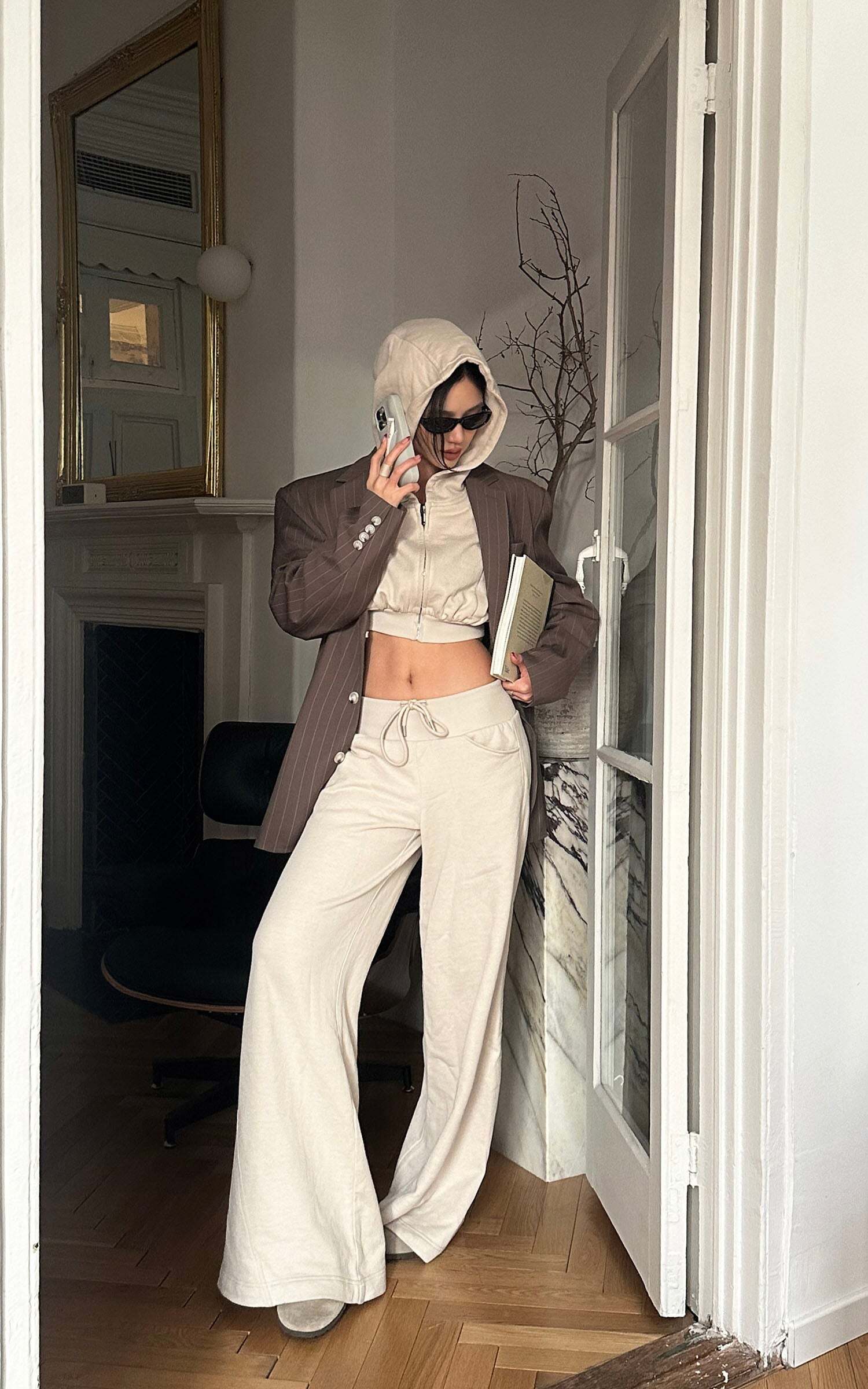 ROVENTE Wide-Leg Drawstring Sweatpants ROVENTE Wide-Leg Drawstring Sweatpants