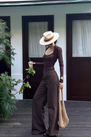 ROVENTE Wide Leg High Waist Pants – Relaxed Silhouette with Double Button Detail