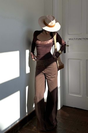 ROVENTE Wide Leg High Waist Pants – Relaxed Silhouette with Double Button Detail