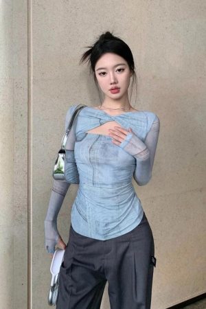 Sky Cut Out Ruched Top