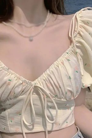 Soft Girl Floral Puff Sleeve Crop Top