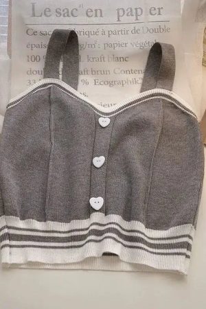Soft Girl Heart Buttoned Knitted Crop Top