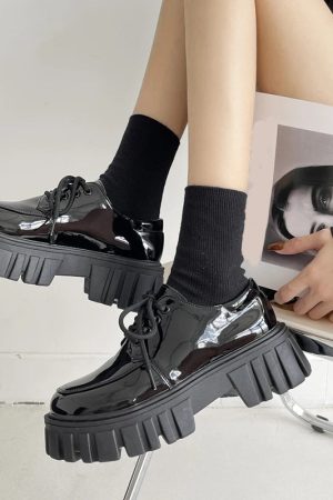 Soft Grunge Chunky Platform Oxford Shoes