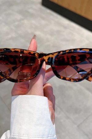 Vintage Cat Eye Sunglasses