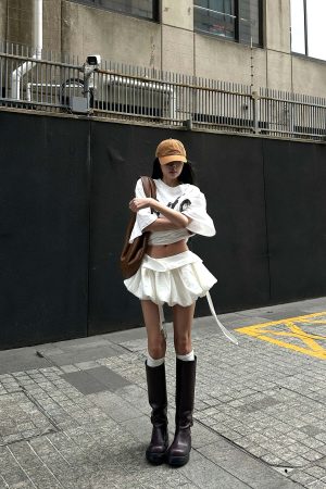 WARDEN EDGE Asymmetric Layered Skirt Set