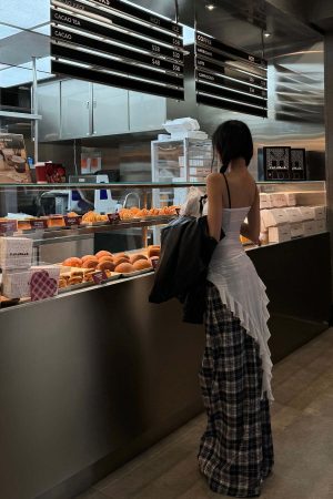 WARDEN EDGE Asymmetric Ruffle Dress