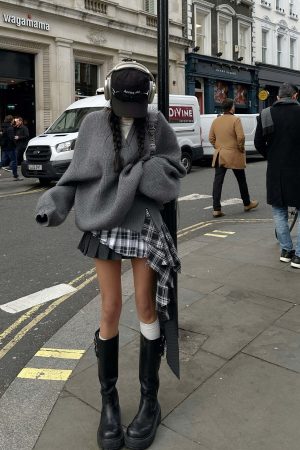 WARDEN EDGE Asymmetrical Layered Skirt