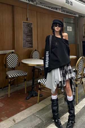 WARDEN EDGE Asymmetrical Off-Shoulder Long Sleeve Top