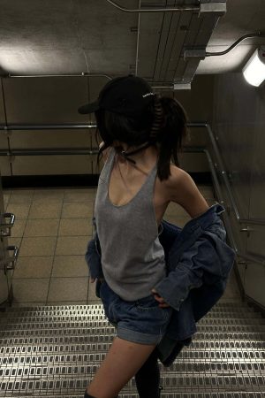 WARDEN EDGE Backless Knit Tank Top