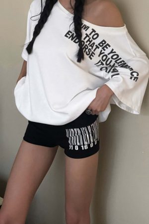 WARDEN EDGE Barcode Print Hot Shorts