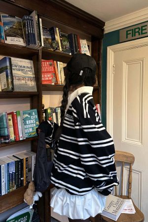 WARDEN EDGE Black Striped Polo Knit T-Shirt