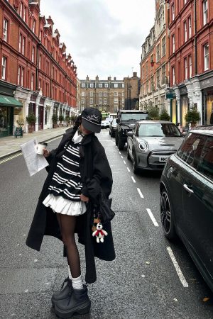 WARDEN EDGE Black Striped Polo Knit T-Shirt