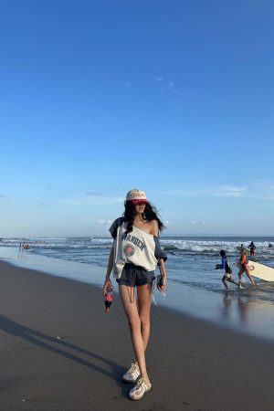 WARDEN EDGE Contrast Sleeve Emblem Tee