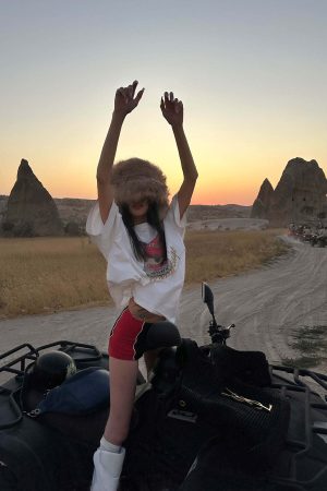 WARDEN EDGE Contrast Trim Fitted Shorts – Red and Black Sporty Micro Bottoms