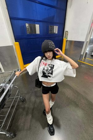 WARDEN EDGE Contrast Waistband Fitted Mini Shorts for Streetwear Layering