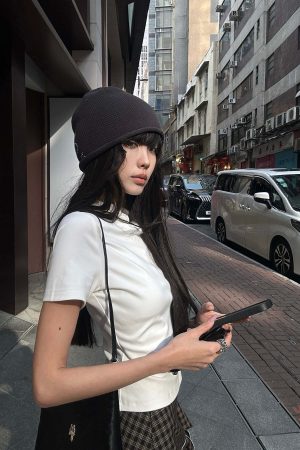 WARDEN EDGE Cropped Crew Neck Tee