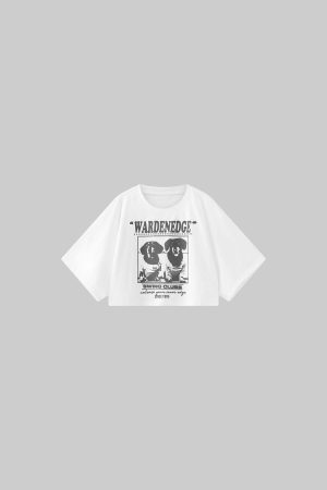 WARDEN EDGE Cropped Dog Graphic Tee with Vintage Street Edge