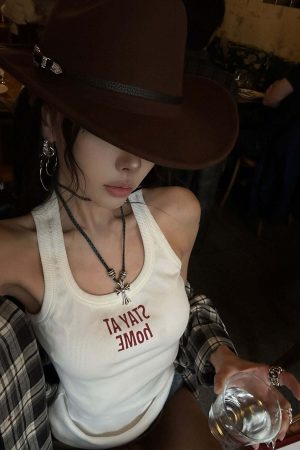 WARDEN EDGE Cropped Ribbed Tank Top