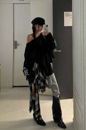 WARDEN EDGE Deconstructed Patchwork Skirt