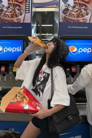 WARDEN EDGE Distressed Portrait Graphic Oversized Cropped Tee