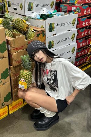 WARDEN EDGE Distressed Portrait Graphic Oversized Cropped Tee