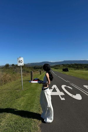 WARDEN EDGE Drawstring Cargo Trousers with Sculpted Volume