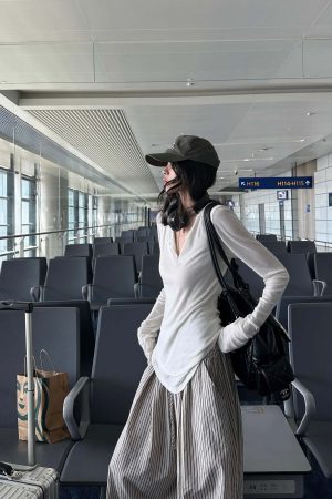 WARDEN EDGE Drawstring Wide Stripe Pants in Washed Linen