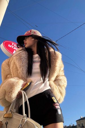 WARDEN EDGE Embroidered Patch Detail Shorts