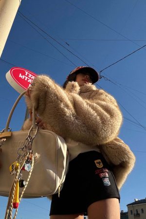 WARDEN EDGE Embroidered Patch Detail Shorts