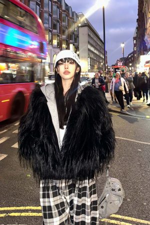 WARDEN EDGE Faux Fur Contrast-Layered Jacket