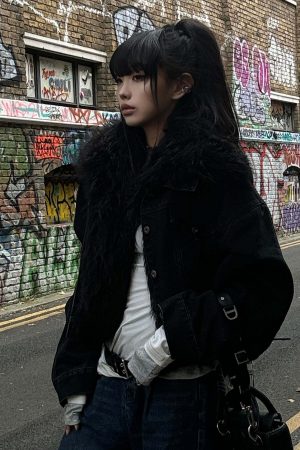 Warden Edge Faux Fur Trimmed Denim Jacket