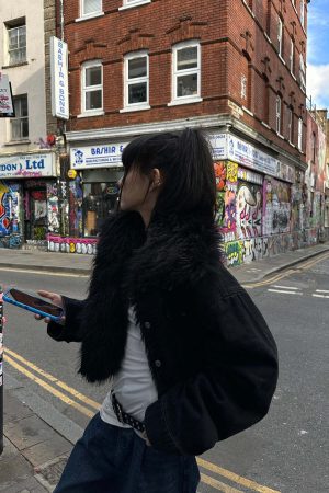 Warden Edge Faux Fur Trimmed Denim Jacket