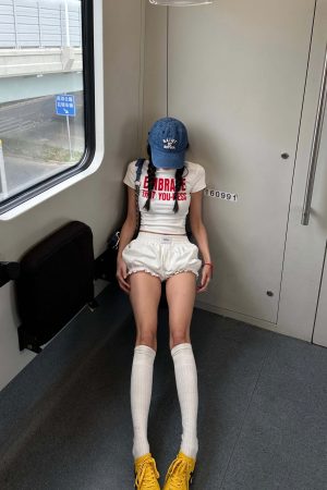 WARDEN EDGE Fitted Cropped T-Shirt