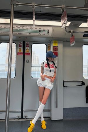 WARDEN EDGE Fitted Cropped T-Shirt