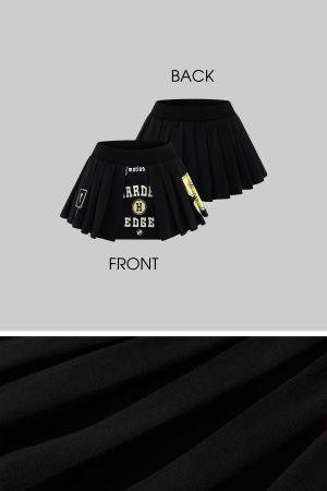 WARDEN EDGE Graphic Pleated Mini Skirt