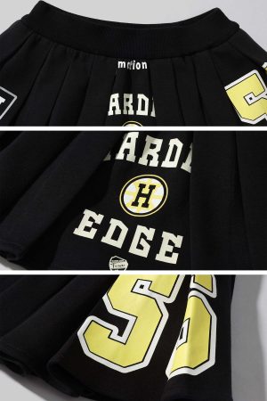 WARDEN EDGE Graphic Pleated Mini Skirt