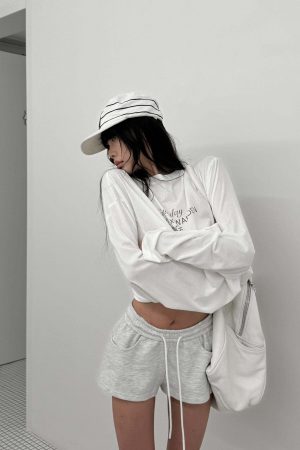 WARDEN EDGE Graphic Print Long Sleeve T-Shirt Minimal Streetwear Style